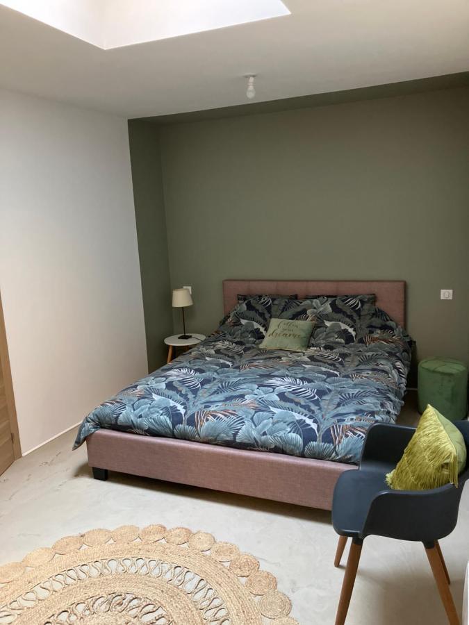 Chambre Avec Petit-Dejeuner En Provence Luberon La Tour-d'Aigues Exterior photo