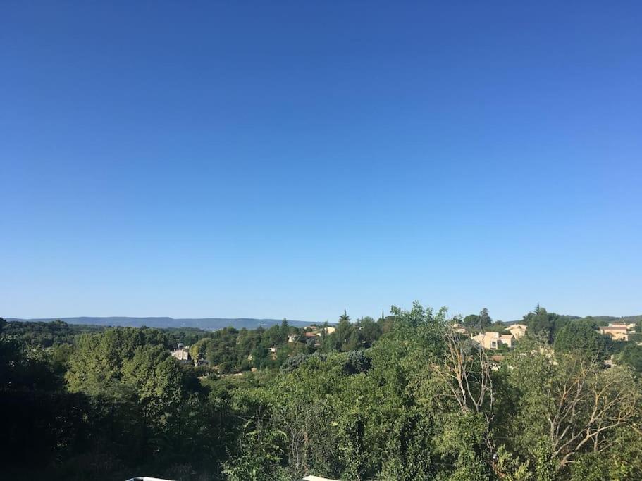Chambre Avec Petit-Dejeuner En Provence Luberon La Tour-d'Aigues Exterior photo